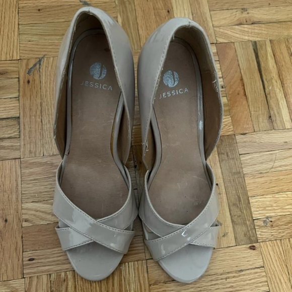 Shoes - Picture 3 of 4